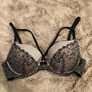 Victoria’s Secret Push Up Bra